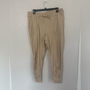 Lululemon Plus Size Dance Studio Mid-Rise Jogger
Full Length